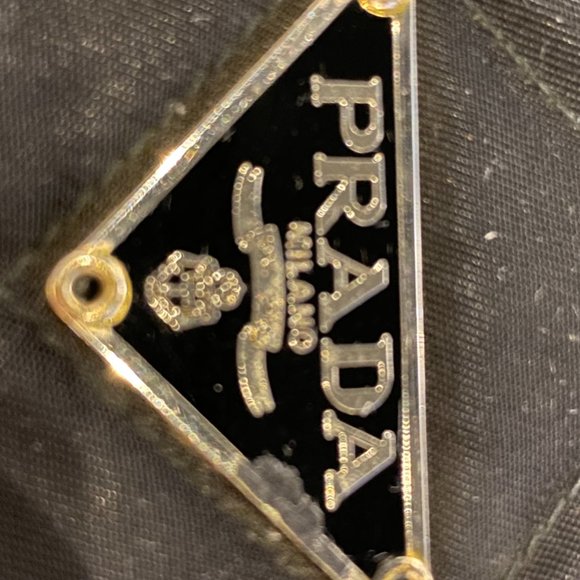 Vintage Quilted Nylon Prada Wallet - Picture 6 of 11